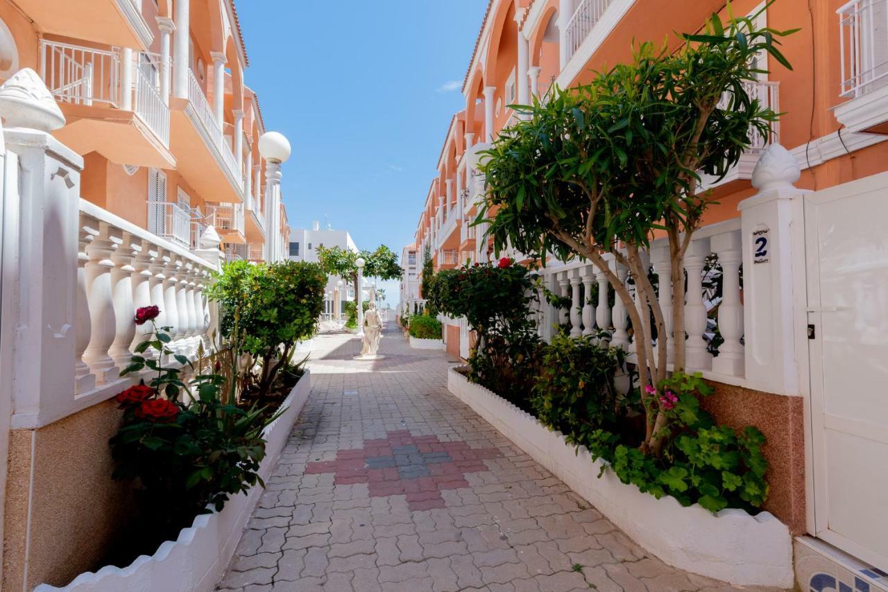Apartament "Verano Azul" La Mata La Mata  Esterno foto